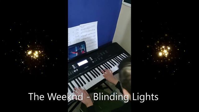 Weeknd - Blinding Lights. Cover acompañando video original con teclado Yamaha PSR-EW310 смотреть онлайн