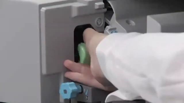 RICOH IM. Замена скрепок во внутреннем финишёре смотреть онлайн