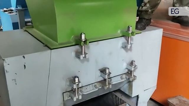 Роторная дробилка для измельчения пластика HC-30BP смотреть онлайн