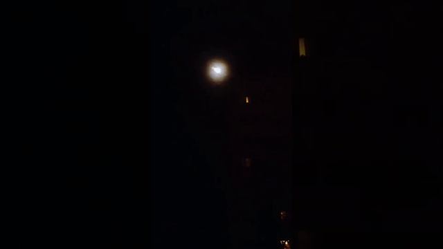 Лунный венец вокруг Луны, 17.01.2022 смотреть онлайн