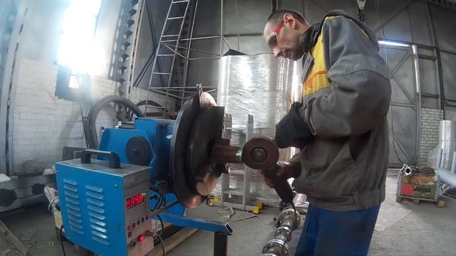 Механизация снятия фаски на трубах.mp4 смотреть онлайн