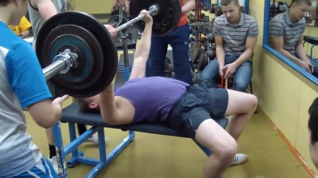 Артём Пестовский. Жим 87,5 кг. смотреть онлайн