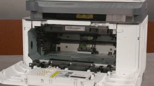 Как заменить барабан переноса изображений в принтерах серии HP Color Laser 150, МФУ серии 170