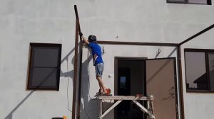 Двухскатный навес над крыльцом!Gable roof over the porch!