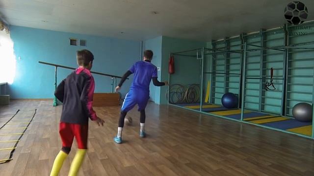 ТРЕНИРОВКА | ФУТБОЛ | FOOTBALL | ВИДЕОУРОК | БАЛАНС ТЕЛА | КООРДИНАЦИЯ | ДОМАШНЕЕ ЗАДАНИЕ | HOMEWOR смотреть онлайн