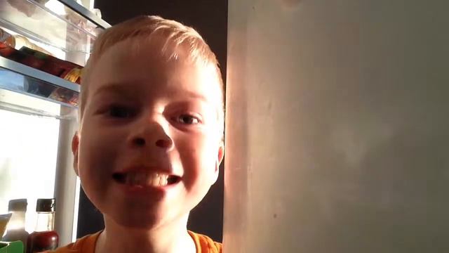 Что вы делаете в моём холодильнике? смотреть онлайн