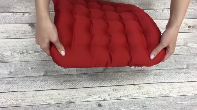 Подушка на стул из лузги гречихи Уют красное от Smart Textile смотреть онлайн