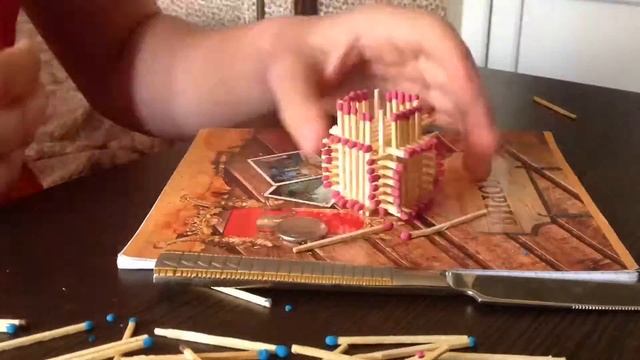дом из спичек.Timelapse смотреть онлайн