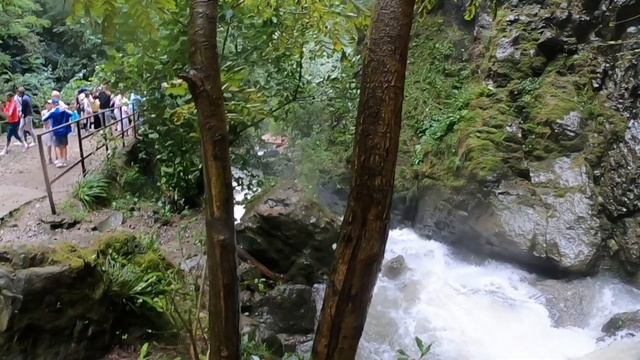 Грузия ?В гостях у Эдика смотреть онлайн