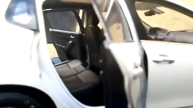 Peugeot 2008 1/18 смотреть онлайн