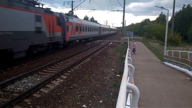 ЭП20-010 со скорым поездом №42 "Ильмень" "Нижний Новгород-Великий Новгород" смотреть онлайн