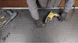 Как разобрать и провести диагностику перфоратора DeWalt D25133