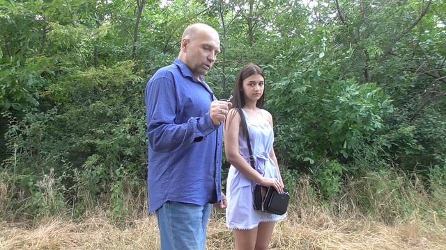 Видео уроки по самообороне на улице. Самозащита девушки.