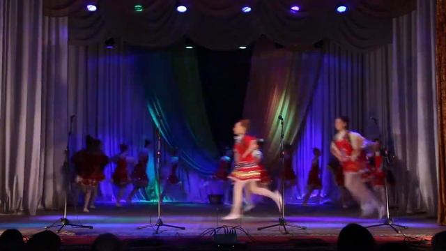 Українська полька (Ярмарка) - Ансамбль танцю Жарт смотреть онлайн