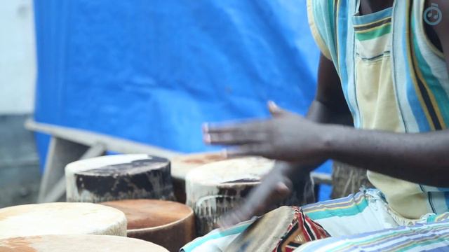 Mzee Morris - News Tone - The Singing Wells Project смотреть онлайн