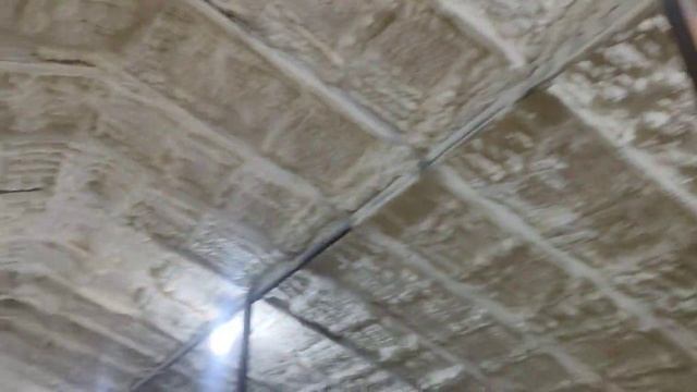 Insulation With Polyurethane Foam. Утепление пенополиуретаном