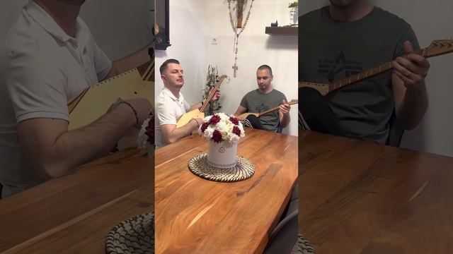 Kolo od dva kuma sa dvije sargije смотреть онлайн