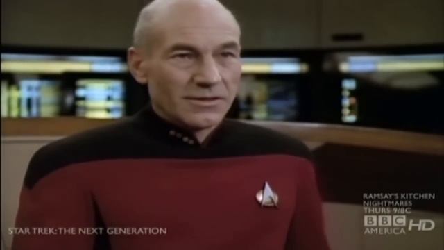 Data orders Picard to bed смотреть онлайн