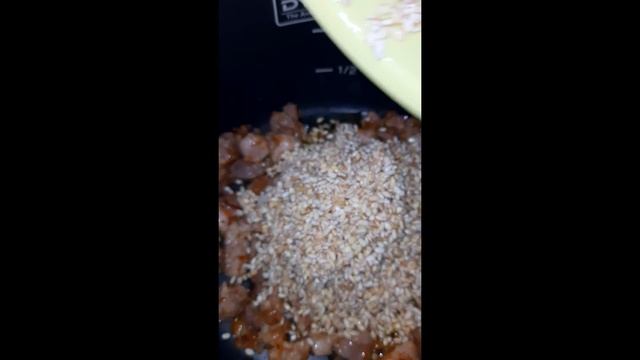 Вкусная перловая каша с мясом в мультиварке. Как приготовить перловую кашу. Мультиварка Oursson. смотреть онлайн