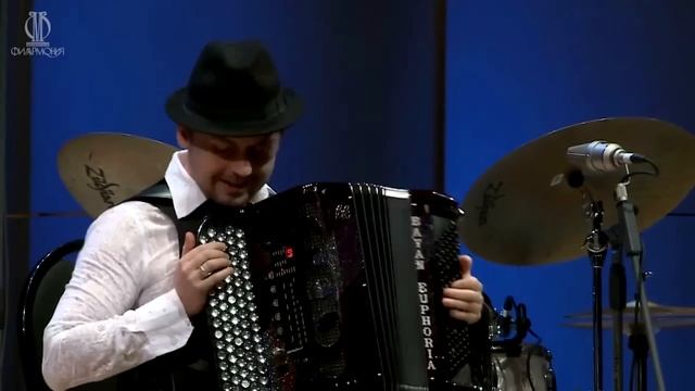 Divertissement - Aydar Gaynullin (accordion/баян) смотреть онлайн
