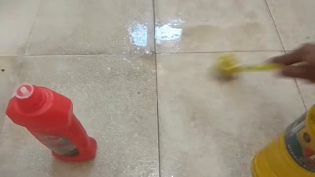 Regular Bleach vs Hydrochloric Acid смотреть онлайн