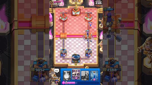 Clash Royale. Играю колодами подписчиков #2 смотреть онлайн