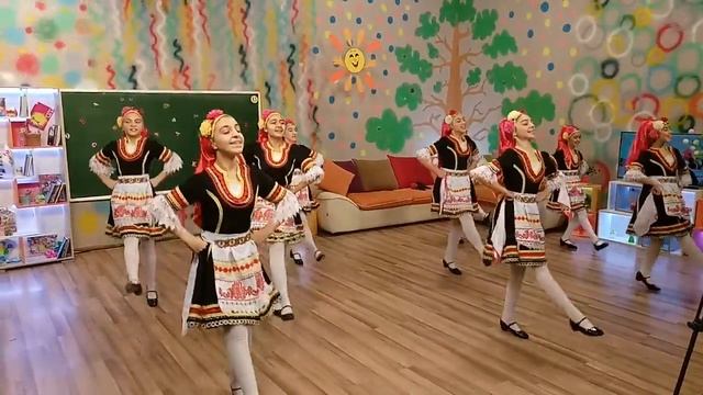 Bolqar reqsi-Болгарский танец- Lala Ibrahimova-ARB Gunes смотреть онлайн