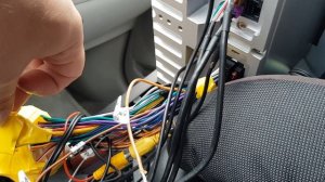 Подключение кнопок на руле Тойота Камри 40, голова на базе Андройд. Американка с аудиосистемой JBL.