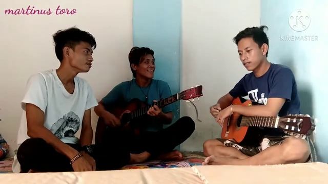 Lagu mentawai terbaru versi git@r, judul kudungan se bagi,,, vokal rasman, martinus toro, kristopor смотреть онлайн