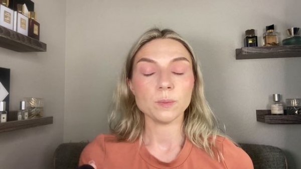 Много нового: Armani Beauty Luminous Silk тон и румяна, Makeup by Mario.