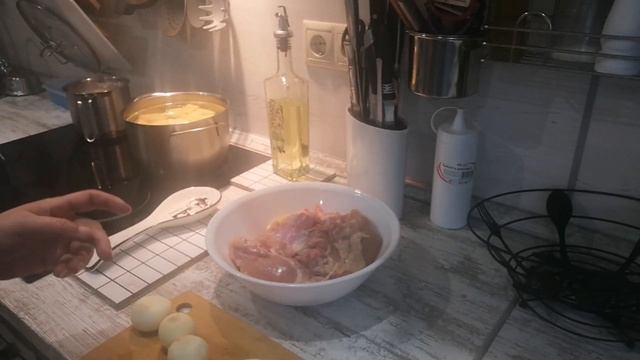 Меню на день рождения 2часть.Закуска из печени, горячие блюда бутерброды. смотреть онлайн