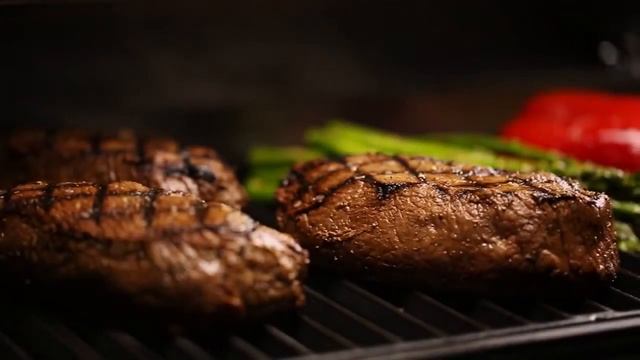 Broil King GEM серия газовые грили смотреть онлайн