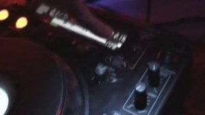 Видео урок №1. Как стать DJ! Всё о пульте!