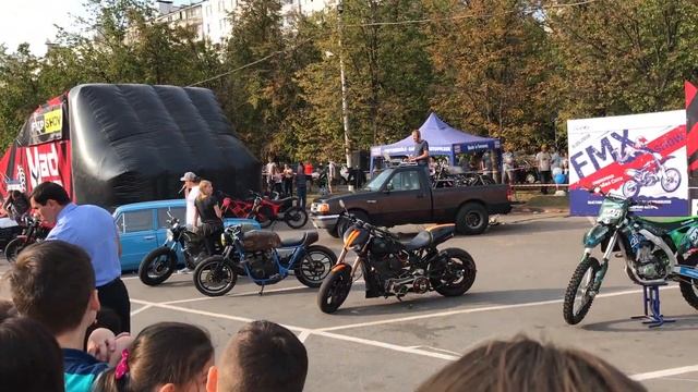 FMX Show. День города 2018. Картина ручной работы. смотреть онлайн
