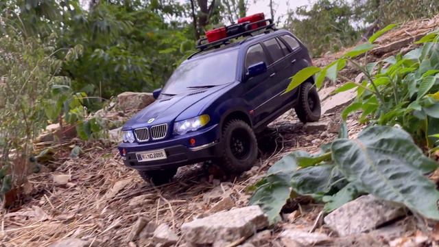 1/10 Scale GMADE GS02 DEFENDER | TRAXXAS TRX4 BMW X5 Mountain Off-road Driving 4X4 RC Car смотреть онлайн