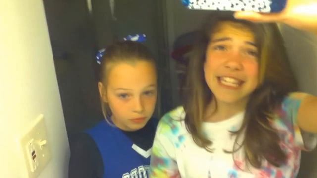 Bloody Mary Video And The Brunette Is Summer And Blonde Is Brooke смотреть онлайн