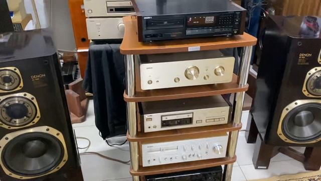 Сравнение сд проигрывателей Sony 557esd & x77es смотреть онлайн