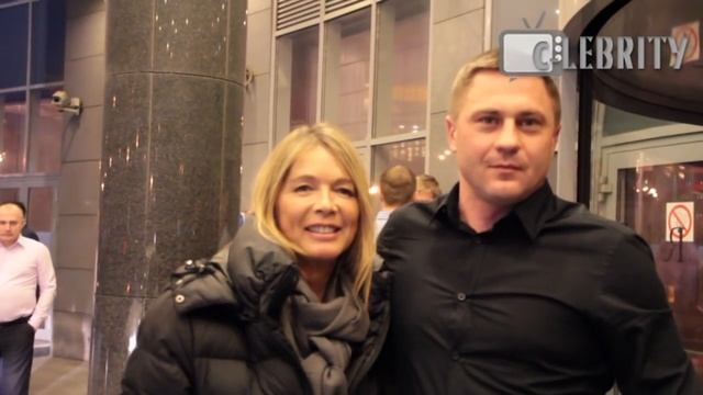 «Элен и ребята» в Москве / Les acteurs de la série ‘Hélène et les Garçons’ à Moscou, 09.04.2016 смотреть онлайн