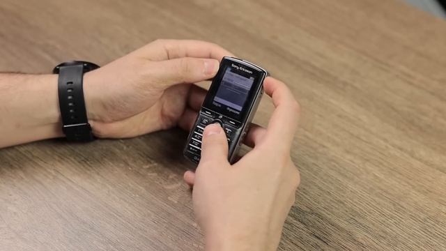 Sony Ericsson K750i vs Motorola E398. Обзор 2021 смотреть онлайн