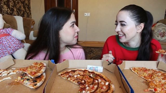 MUKBANG/3 ПИЦЦЫ ЗА РАЗ С AYKA EMILLY/СМОЖЕМ? смотреть онлайн