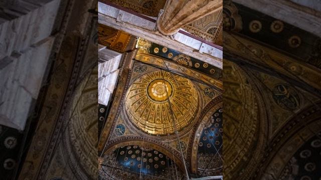 Mezquita de Muhammad Ali en la ciudadela de Salah al Din en El Cairo смотреть онлайн