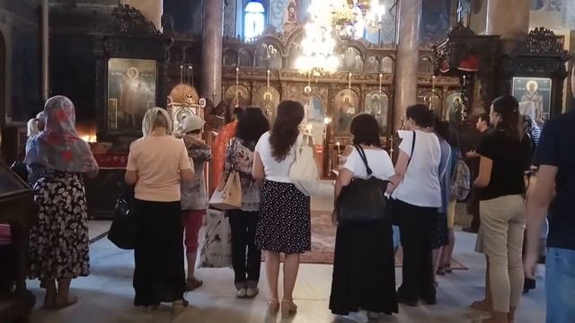 Служба в храме 