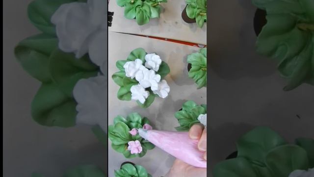 Зефирные фиалки в шоколадных горшочках #зефирнаяфлористика #зефирныецветы