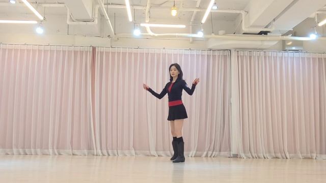 Here I Am Honey Line Dance Tutorial l Beginner l 히어 아이 엠 허니 라인댄스 설명영상 l 라인댄스퀸 смотреть онлайн