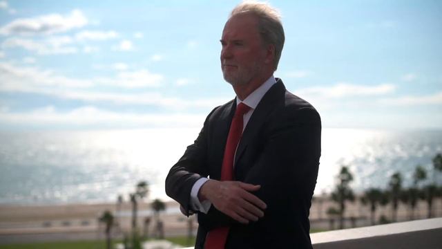Bob Hilliard - HMG Trial Attorney's LLP смотреть онлайн