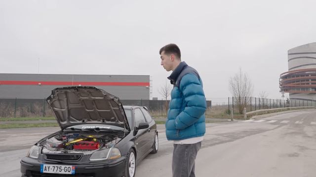 Ce jeune se fait ARNAQUER avec un gros VICE CACHÉ sur sa 1ʳᵉ voiture… смотреть онлайн
