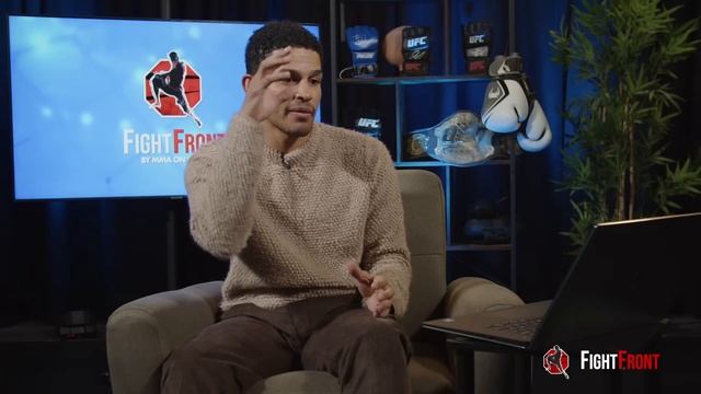Karate World Champion Reacts To MMA Striking смотреть онлайн