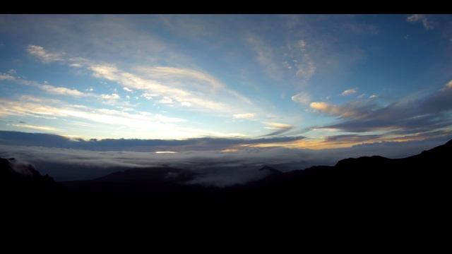 Haleakala Sunrise - Maui - Time Lapse Gitup Git2 смотреть онлайн