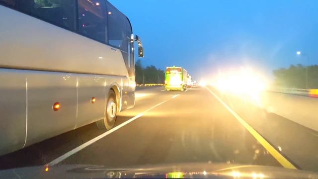3 yutong bus races on motorway | daewoo race with two other buses | janbaz vlogs. смотреть онлайн