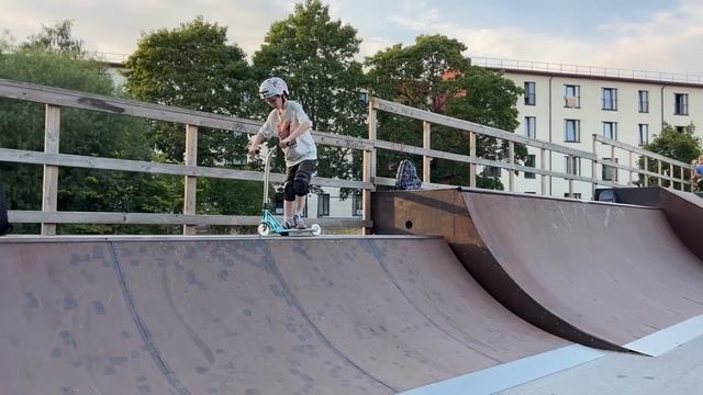ГЕЙМ ОФ СКУТ ПРОТИВ BMX’ЕРА смотреть онлайн